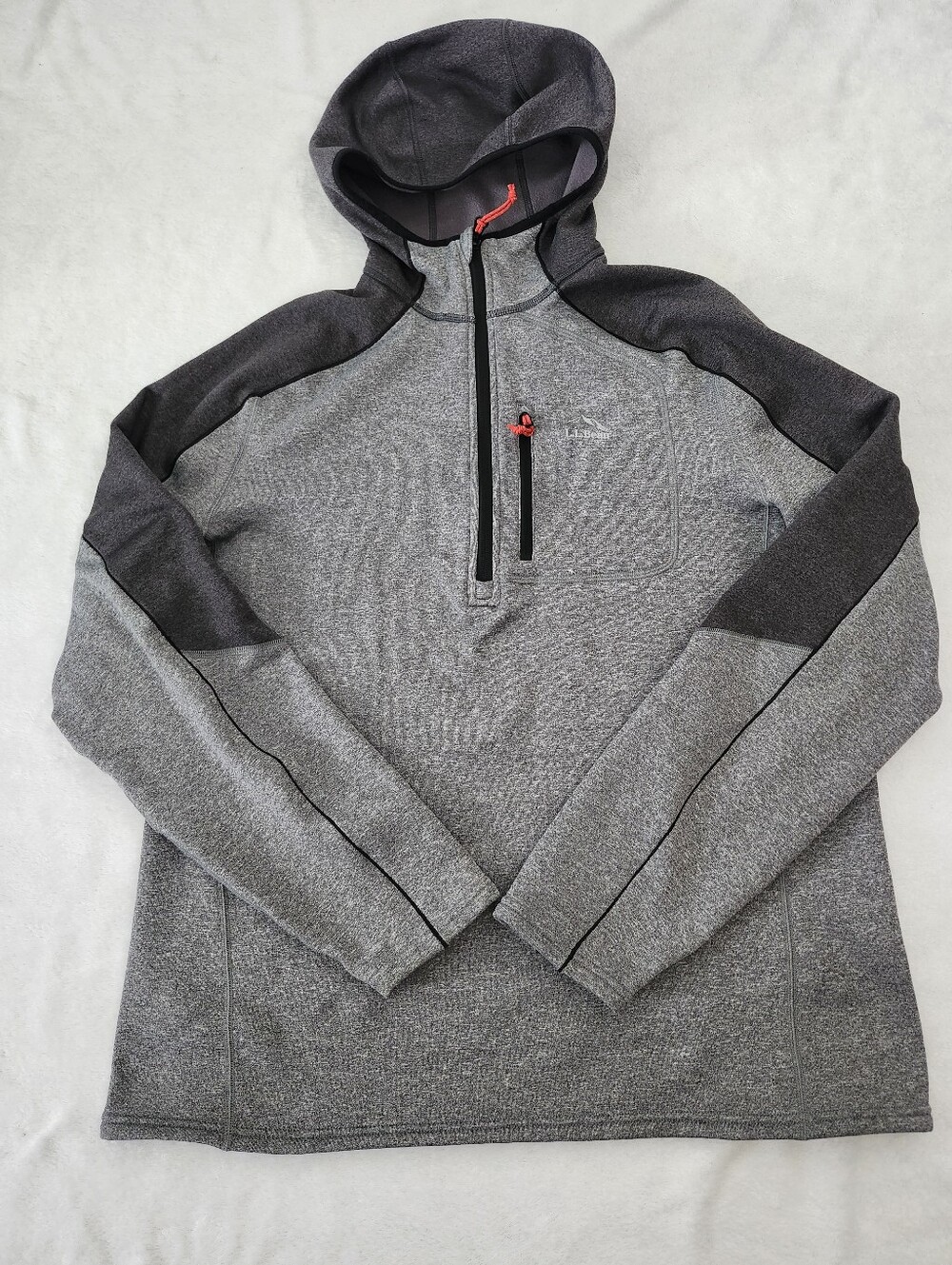 L.L.Bean Men's Hoodie Large Gray Gorpcore Techwear Performance Pullover 1/2 Zip